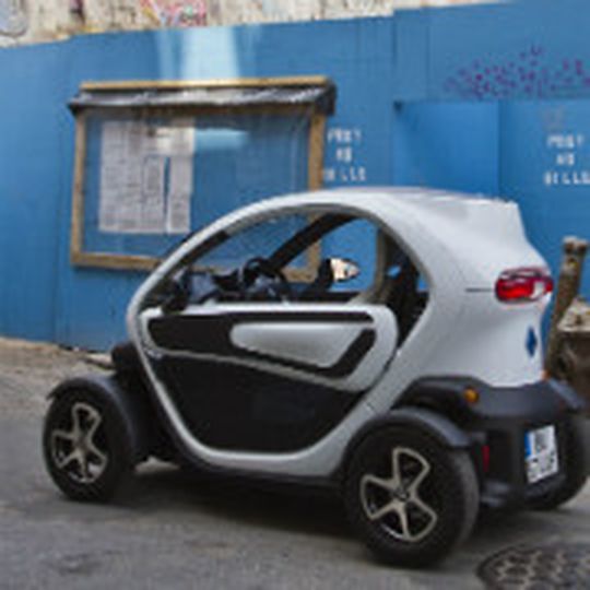 Carsharing Mit Renault Twizy In Berlin