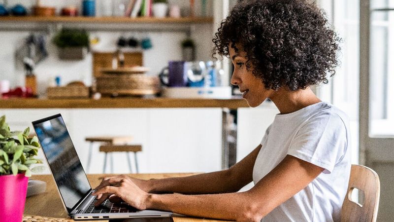 Über einen Baseboard Management Controller (BMC) und Remote-Management-Karten lassen sich Server aus der Ferne überwachen, einrichten und konfigurieren.  (Dell Technologies)