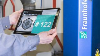 Das Fraunhofer-IPM soll mit Track & Trace Fingerprint ein markerfreies System zur Rückverfolgung von Massenbauteilen entwickelt haben: Hier identifiziert es gerade einzelne Schrauben.  (Fraunhofer-IPM)