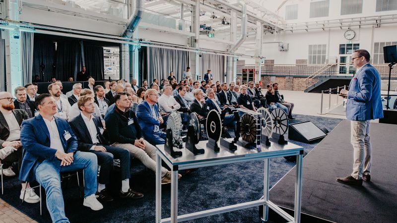 Der Smart Factory Day 2026: Start bei Mercedes-Benz in Berlin-Marienfelde in der Montage des Axial-Fluss-Motors.(Bild:  Kateryna Myronenko)
