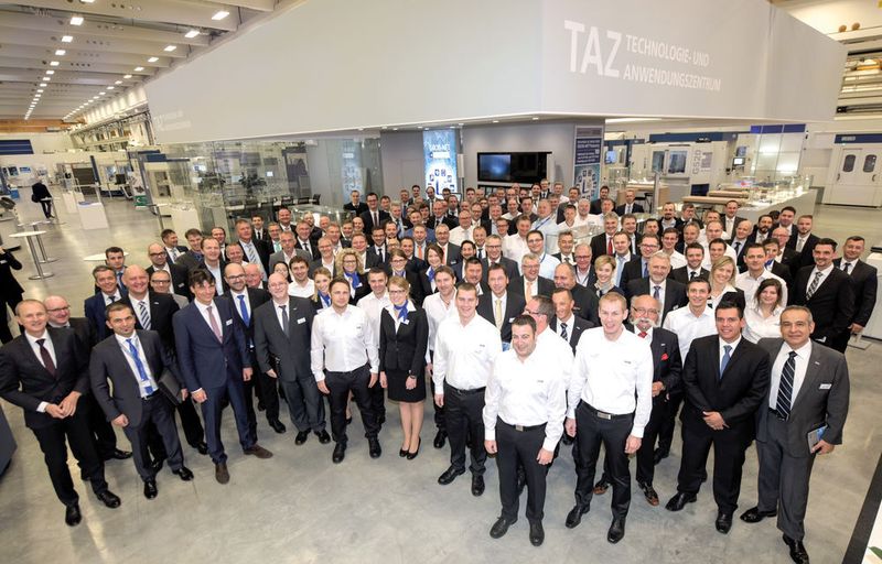 Das Grob-Team begrüßte auf seiner Hausmesse rund 1200 Besucher. (Grob-Werke)