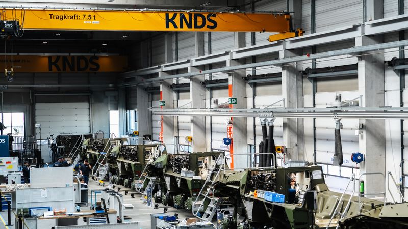 Skilled workers wanted: Production of BOXER drive modules at KNDS’ Munich facility.(Picture:  KNDS)