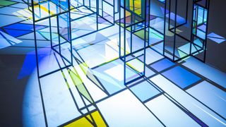 Durch ein Sol-Gel-Verfahren mit diversen Beschichtungsmaterialien entstehen Farbeffektglas, optische Filter und Nanobeschichtungen. (Prinz Optics)