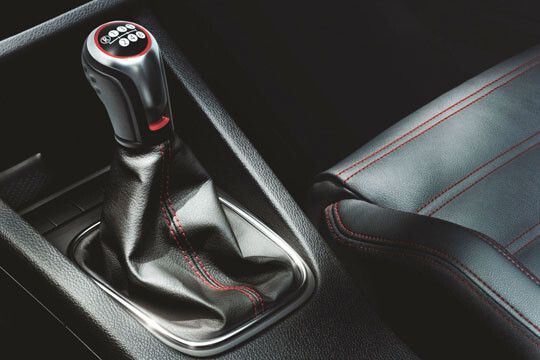 6 Gänge in Serie: Die Kraftübertragung übernimmt ein Sechsgang-Schaltgetriebe. (Foto: VW)