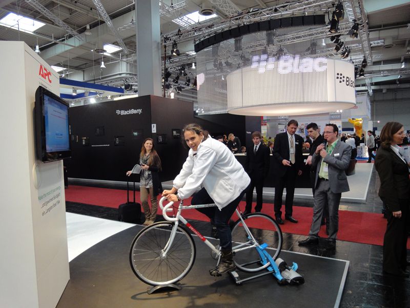 Bei APC war Radeln angesagt. (Archiv: Vogel Business Media)