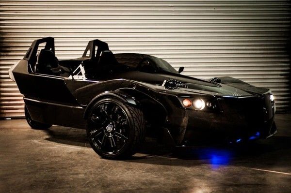 Der Torq Roadster: das elektrisch angetriebene Trike mit 300 kW könnte in einem Batman-Film mitspielen (Epic Electric Vehicles)