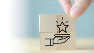 Kundenkontaktprogramme sind erfolgreich, wenn sie den Kunden relevante und exklusive Angebote emotional servieren. (Bild: © Parradee - adobe.stock.com)