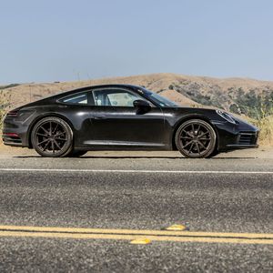(Porsche)