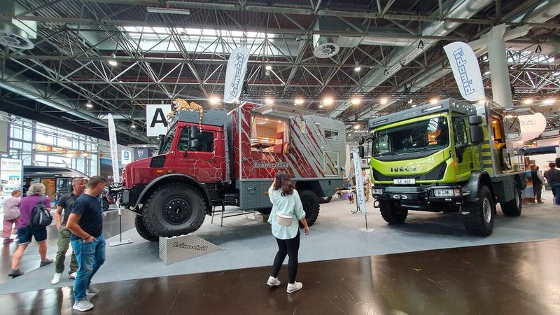 Zumindest gab es in Düsseldorf wieder jede Menge Offroad-Camper zu sehen ... (Bild: Mauritz – VCG)