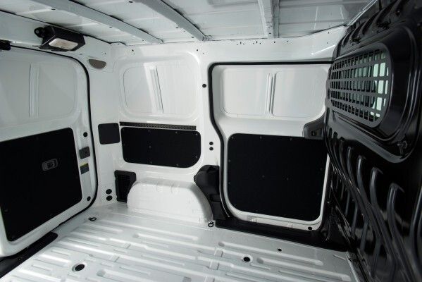 Der elektrische Kleintransporter Nissan e-NV200 verbindet das Beste aus zwei Welten (Nissan)