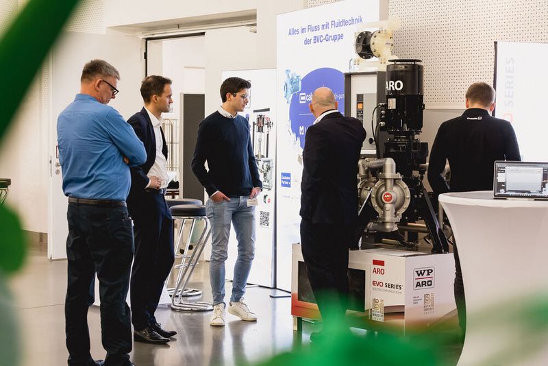 Am Stand von WP Aro (Bild: Stefan Bausewein)