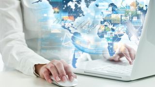 IT-Consumerization und Enterprise App Stores: Licht- und Schattenseiten für den Unternehmensalltag. (© alphaspirit - Fotolia.com)