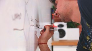 Kontrollstrukturen legen Bedingungen fest, unter denen ein Programm zu bestimmten Punkten im Quellcode springt. (Bild: startupstockphotos)