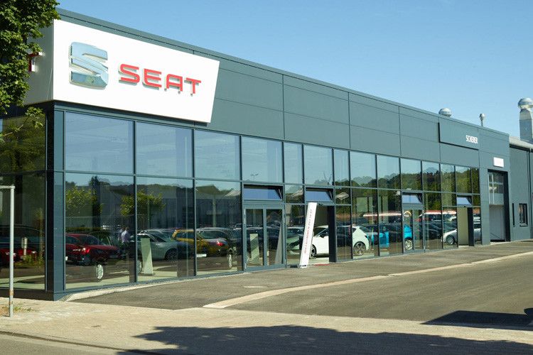 Der Neubau setzt – natürlich – die aktuelle Designlinie der Spanier außen wie innen um. (Foto: Seat)