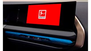 In-Car-Entertainment: BMW und die Deutsche Fussball Liga weiten ihre Bundesliga-Content-Kooperation für die neue Saison aus.  (Bild: BMW)