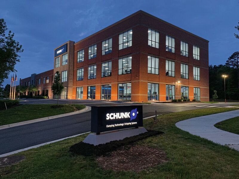 Schunk Intec USA in Morrisville is the largest subsidiary of the world market leader for gripping systems and clamping technology. The new building expansion with a total area of 4,000 square meters comprises production and administration areas as well as a modern customer center.  (Schunk)