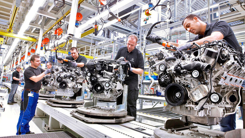 In der Motorenentwicklung bei Daimler spricht an mancher Stelle ab sofort auch der Großaktionär Geely ein Wörtchen mit.