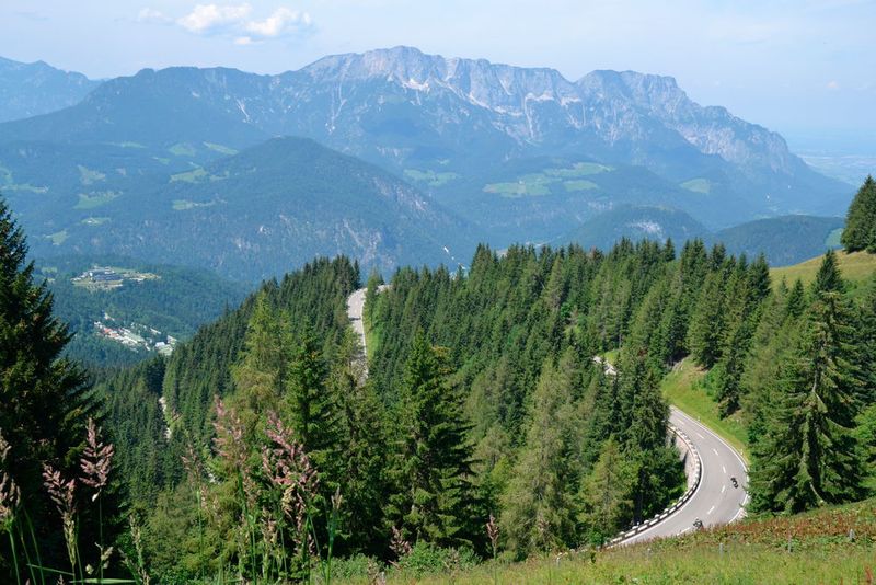 Tages-Highlight: Die Rossfeld-Panoramastraße. (Bild: Michel/»kfz-betrieb«)