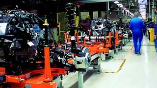 Bild 1: Ein System für die Rückverfolgung ermöglicht es den Unternehmen, den Aufenthaltsort eines Produkts zu jedem Zeitpunkt feststellen. (Bild: Apriso)