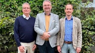 v.l.n.r.: Dr. Andreas Lipécz, Dr. Ulrich Pechstein, Dr. Dirk Altrichter (© Virchowbund)