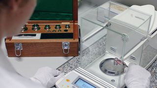 Das Waagen-Prüflabor von Sartorius ist von der internationalen Organisation für das gesetzliche Messwesen (OIML) als offizielles Prüflabor der Physikalisch-Technischen Bundesanstalt (PTB) anerkannt worden. (Bild Sartorius)