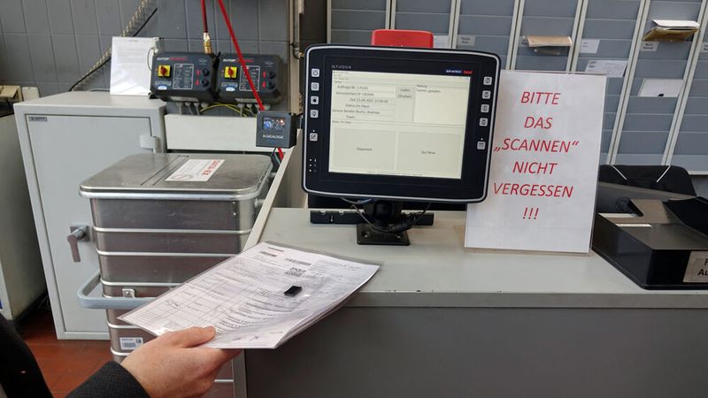 Aufträge werden bei Kunzmann digital erfasst. (Bild: Schreiner/»kfz-betrieb«)