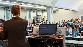 Die Safety Week 2019 besuchten 350 Experten aus der Automobilbranche. (Carhs)