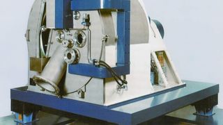 Kernstück der modernisierten Fest-Flüssig-Trennstufe ist eine Horizontal-Schälzentrifuge Typ BW 1250 H, Baujahr 1993, des Herstellers Buckau-Wolf.  (Bild: Buckau-Wolf)