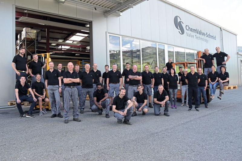 Team von Chemvalve-Schmid AG in Welschenrohr. (Bild: Chemvalve-Schmid)