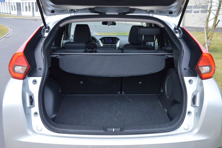 Der Kofferraum fasst 378 bis 1.159 Liter. (Bild: Schreiner/»kfz-betrieb«)