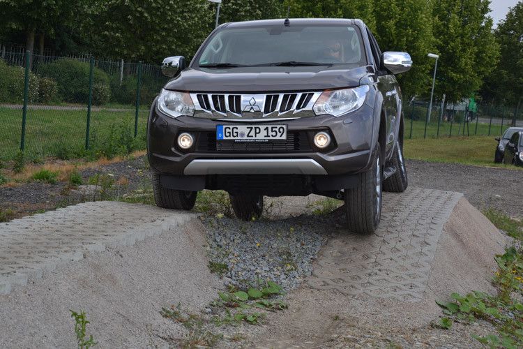 Probe fahren lässt sich der Pick-up … (Foto: Michel)