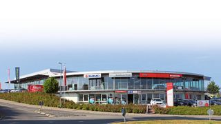 Das Autohaus Daub in Horb am Neckar ist ein Mehrmarken-Center für die Marken Suzuki und Kia sowie Gebrauchtwagen aller Marken. (Bild: Autohaus Daub)