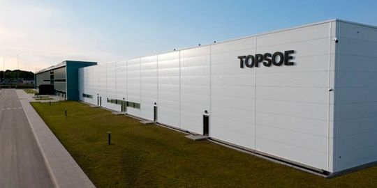 In October 2025, Topsoe inaugurated it’s SOEC manufacturing facility in Herning, Denmark. Topsoe and Maersk Training will ensure highest safety standards in the Power-to-X industry. (Source:  Topsoe)