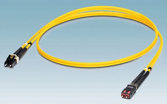 Bild 3: Industrielle Patchkabel werden mit ihren spezifischen Anforderungen genormt. (Bild: Graphic Group Mensch & Medien GmbH)