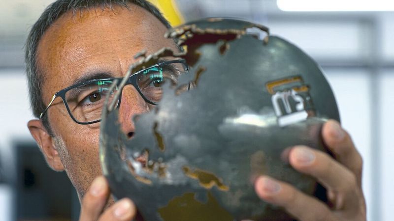 Visionär: Bei MST Zeeland sieht klar man die Zukunfts­chancen des 3D-Wasserstrahlschneidens.  (MST Zeeland)