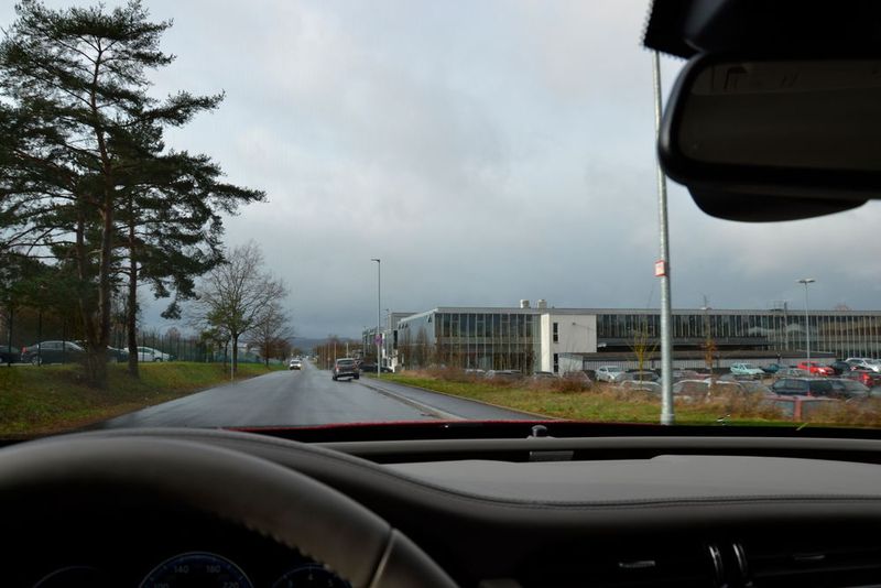 ... und gewerblichen Garagen als im vergangenen Jahr wiederfindet, damit es ... (Michel / »kfz-betrieb«)