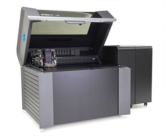 Die Stratasys Expertenteams aus dem Bereich PolyJet und Stratasys Direct Manufacturing arbeiten exklusiv mit Unlimited Tomorrow, an der Entwicklung und Herstellung von Prothesen, zusammen.  (Stratasys)