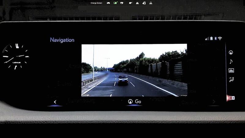 Im Lexus ES ist Google-Streetview in die Navigation integriert. (Deutsche Automotive Software)