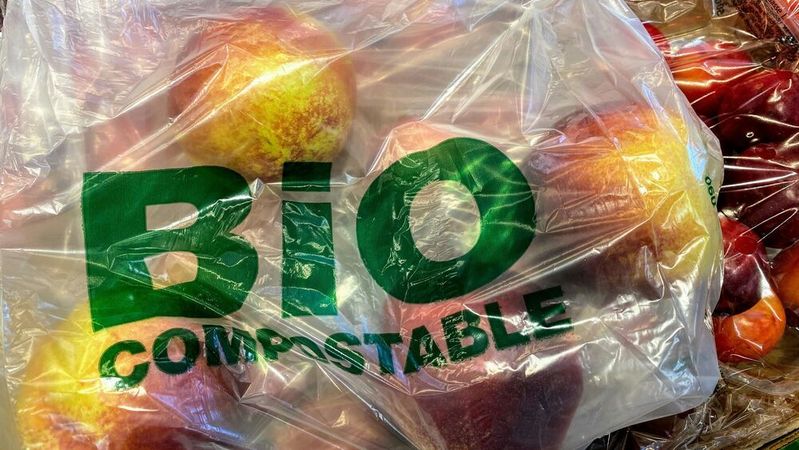 Biodegradable and conventional plastics host distinct microbial communities in river environments, with the study showing that different polymers create contrasting patterns of antibiotic resistance and virulence as biofilms develop and degrade over time.(Source:  free licensed / Unsplash)