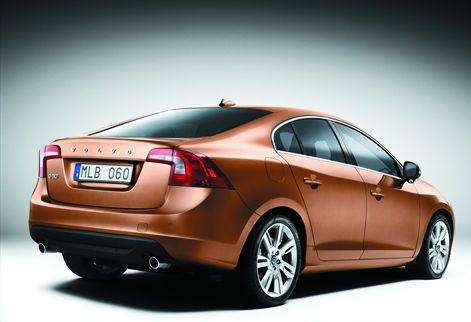 Sicherheit wird auch im neuen Volvo S60 großgeschrieben: So  gibt es ein Kollisionswarnsystem, das selbst Fußgänger erkennt. (Archiv: Vogel Business Media)
