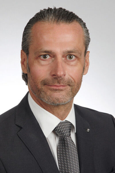 Hans-Jürgen Persy, Dipl.-Betriebswirt, Vorsitzender des Vorstands. (Löhr-Gruppe)