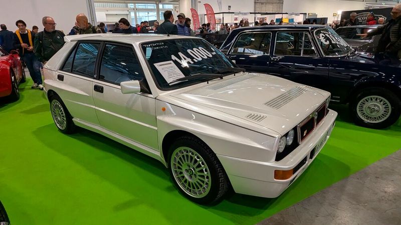 Und wieder ein Lancia Delta Integrale: dieses Mal ein Evo 2 mit gerade einmal 14.000 Kilometern auf der Uhr. (Bild: Dominsky )