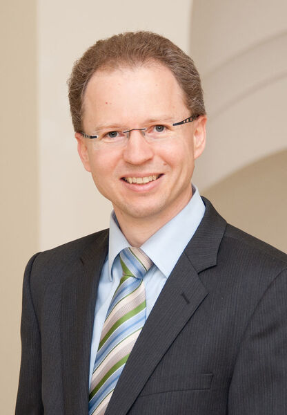 Dr. Matthias Schier, Geschäftsführer des Forums Medtech Pharma: „Auf dem Medtech Summit können wir über die Herausforderungen der MDR informieren und wichtige Hinweise für die unternehmerische Praxis liefern.“ (Bayern Innovativ)
