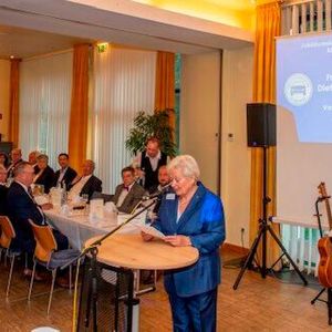 Seit 2009 lenkt Obermeisterin Dietlinde Stüben-Endres als erste Frau die Geschicke der Vestischen Innung Recklinghausen und Gelsenkirchen.(Bild:  Kfz-Innung)