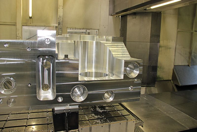 Nachdem das Frame fertiggeschweißt wurde, kommt es erneut auf die Bearbeitungszentren und wird final bearbeitet. (Bild: Sonnenberg)