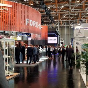 Die Euroguss bildete in vier Messehallen die gesamte Druckguss-Prozesskette ab: neben Materialien und innovativen Druckgussprodukten, waren auch neue Maschinen und Anlagen sowie Entwicklungen im Werkzeug- und Formenbau zu sehen. (Bild:  D.Quitter/VCG)