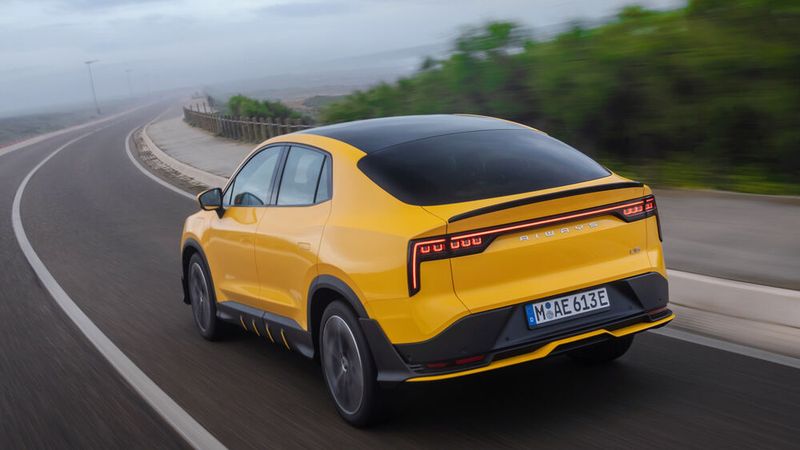 Der U6 ist das zweite Modell von Aiways auf dem deutschen Markt und ist gewissermaßen die Coupé-Variante des U5. (Bild: Aiways)