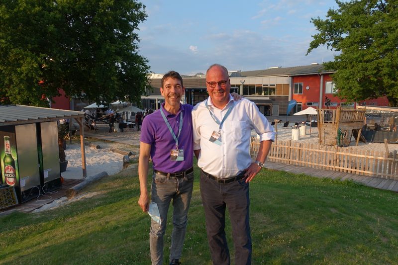 Kollegen unter sich, Henry Sprow und Jens Blume (Nuvias). (Bild: IT-BUSINESS)