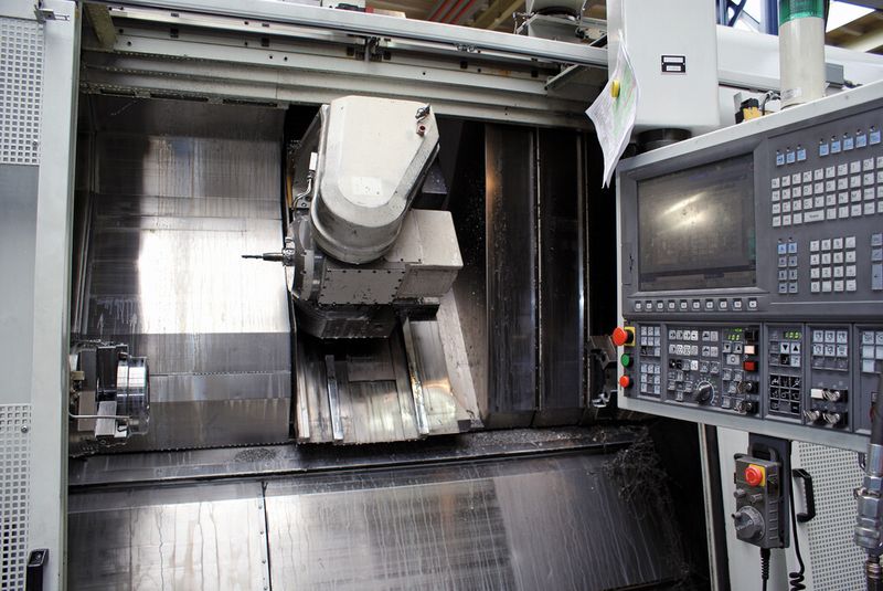Bild 5: Drehen, Fräsen, Bohren: Dies alles ist auf dem abgebildeten CNC-Drehzentrum mit Subspindel möglich. (Bild: Give 4 PR)