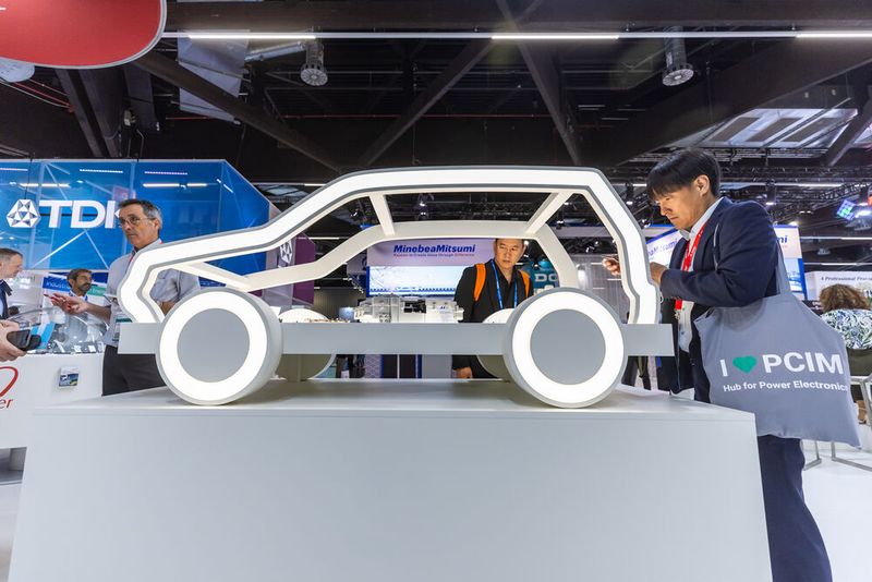 Die PCIM, internationale Fachmesse für Leistungselektronik, zeigte sich mit 650 Ausstellern aus 27 Ländern, mehr als 120 Neuausstellern sowie einem internationalen Anteil von über 60 Prozent, als dynamischer Branchentreffpunkt entlang der gesamten Wertschöpfungskette. (Bild: Mesago/Arturo Rivas Gonzalez)